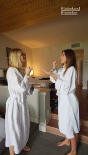 Inna Moll feet photo 1