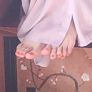 Inori Minase feet photo thumbnail