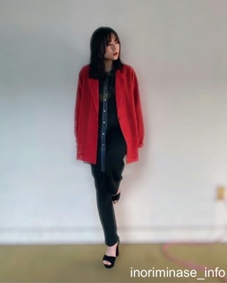 Inori Minase feet photo thumbnail