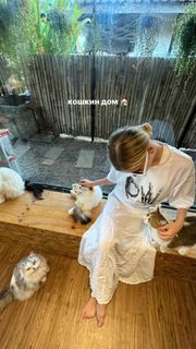 Inst Rinna feet photo 19