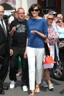 Inès De La Fressange feet photo 14