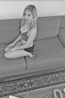 Inés Palombo feet photo 10