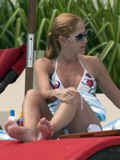 Inés Sainz feet photo thumbnail