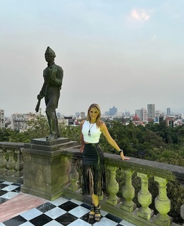 Inés Sainz feet photo thumbnail