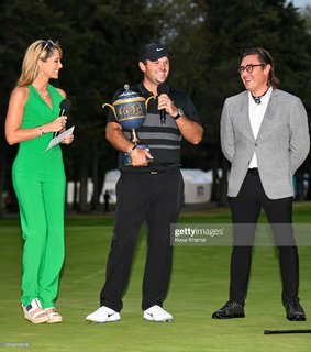 Inés Sainz feet photo thumbnail