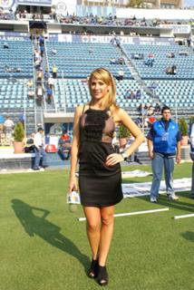 Inés Sainz feet photo thumbnail