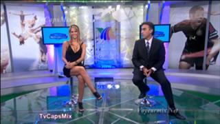 Inés Sainz feet photo thumbnail