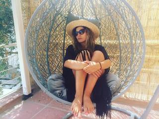 Ioana Ginghina feet photo 5
