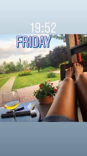Ioana Ginghina feet photo 14