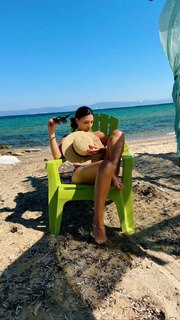 Ioana Ginghina feet photo 18