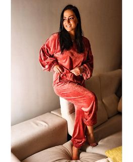 Ioanna Pilihou feet photo 9