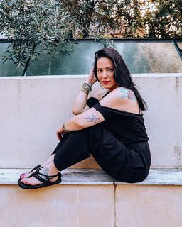 Ioanna Pilihou feet photo 4
