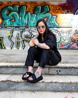 Ioanna Pilihou feet photo 4