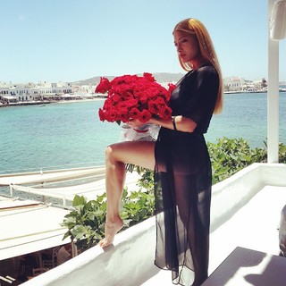 Ioanna Touni feet photo thumbnail