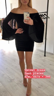 Ioanna Touni feet photo thumbnail