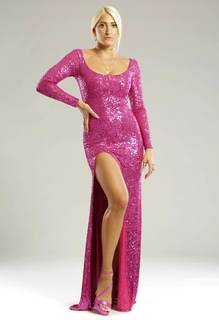 Ioanna Touni feet photo thumbnail