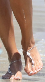 Ioanna Touni feet photo thumbnail