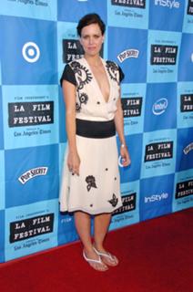 Ione Skye feet photo 1