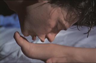 Ione Skye feet photo 3