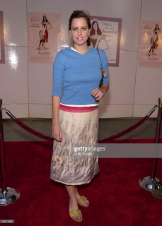 Ione Skye feet photo 19