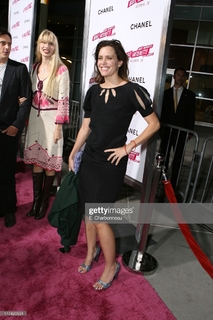 Ione Skye feet photo 19
