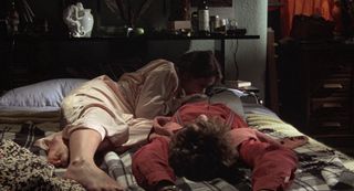 Ione Skye feet photo 9