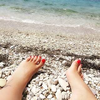 Ioulia Kallimani feet photo 4
