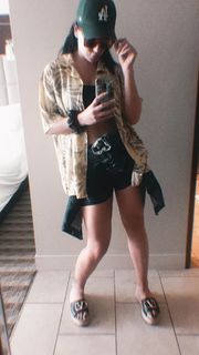 Ioulia Kallimani feet photo 1