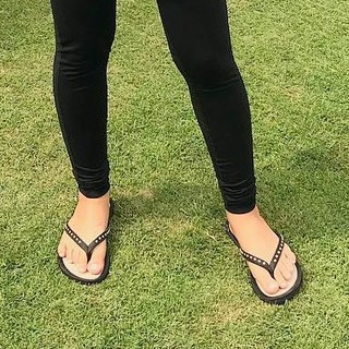 Iqra Aziz feet photo 11