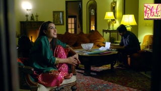 Iqra Aziz feet photo 15