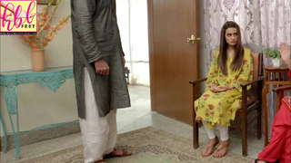 Iqra Aziz feet photo 15