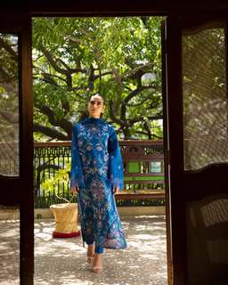 Iqra Aziz feet photo 13