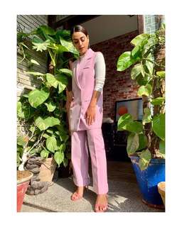 Iqra Aziz feet photo 16