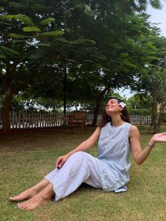 Iqra Aziz feet photo 14