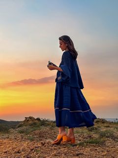 Iqra Aziz feet photo 5