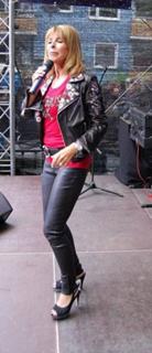 Ireen Sheer feet photo 3