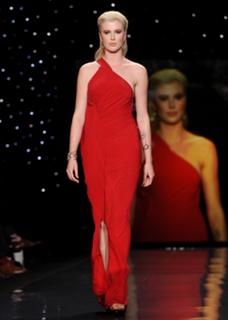 Ireland Baldwin feet photo thumbnail