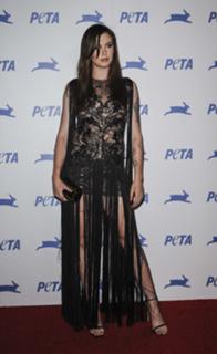 Ireland Baldwin feet photo thumbnail