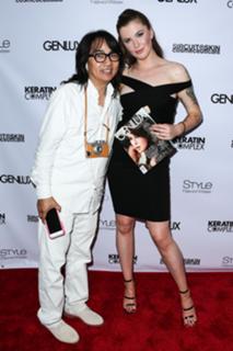 Ireland Baldwin feet photo thumbnail