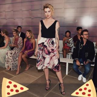 Ireland Baldwin feet photo thumbnail