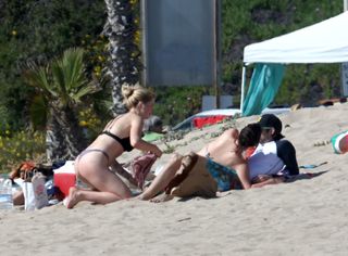 Ireland Baldwin feet photo thumbnail