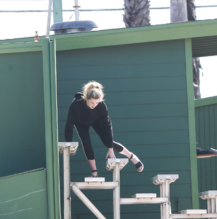 Ireland Baldwin feet photo thumbnail