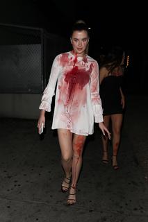 Ireland Baldwin feet photo thumbnail