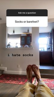 Ireland Baldwin feet photo thumbnail