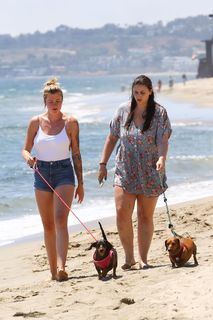 Ireland Baldwin feet photo thumbnail