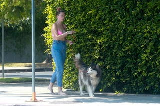 Ireland Baldwin feet photo thumbnail