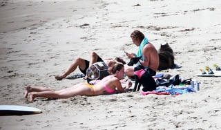 Ireland Baldwin feet photo thumbnail