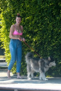 Ireland Baldwin feet photo thumbnail