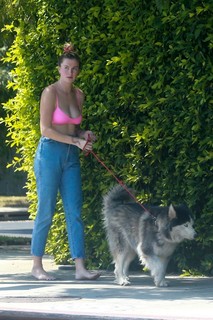 Ireland Baldwin feet photo thumbnail
