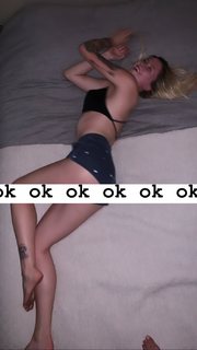 Ireland Baldwin feet photo thumbnail